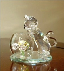 "Curious Cat" crystal figurine from Crystal World.